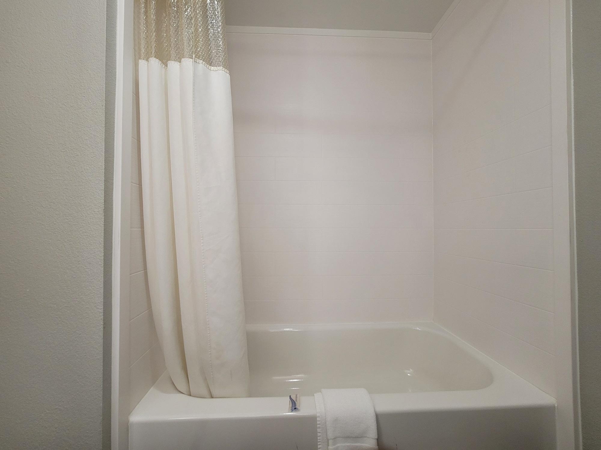 Clarion Pointe - Nashville Area Hotel Franklin