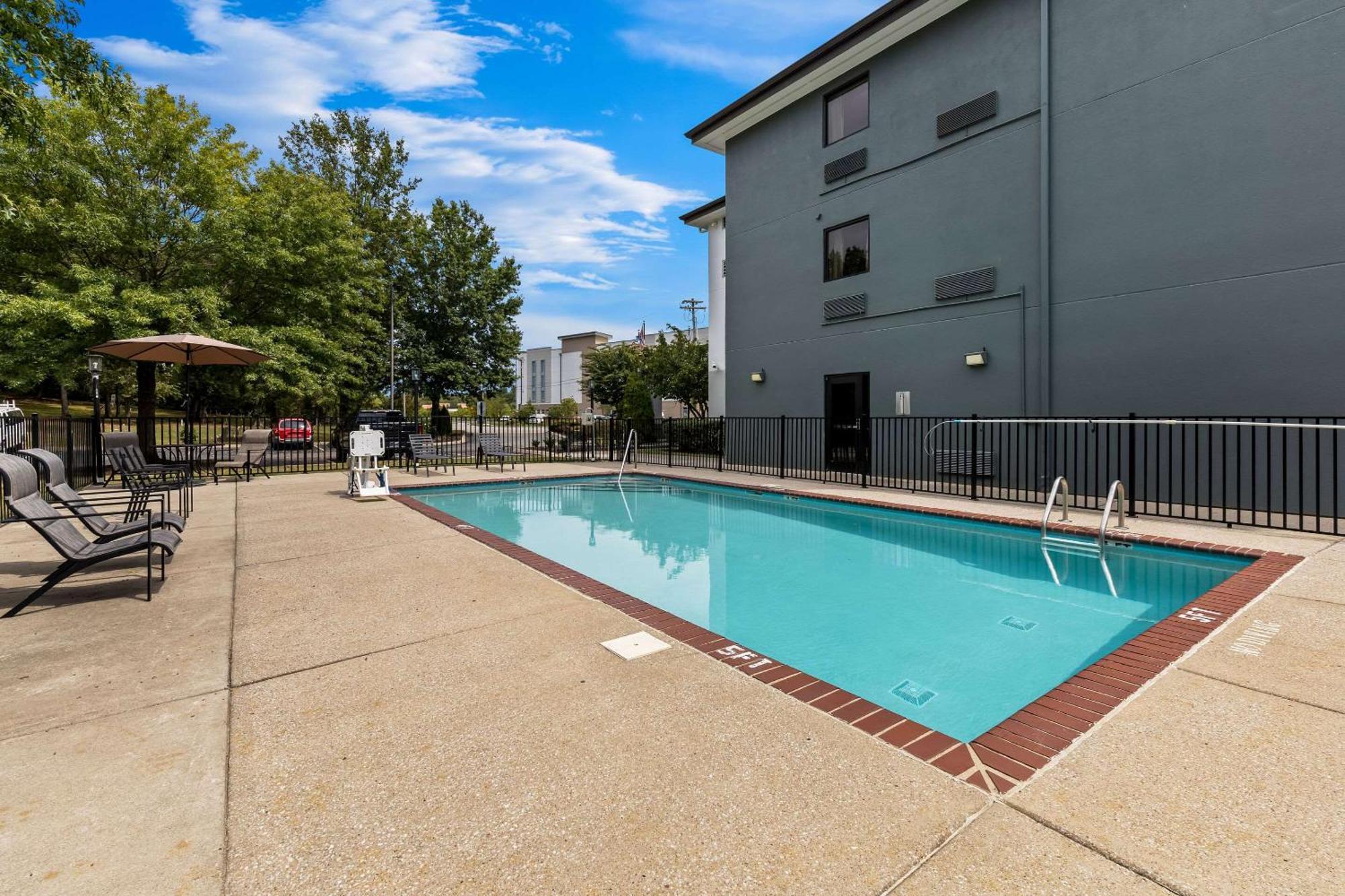 Clarion Pointe - Nashville Area 2* Franklin